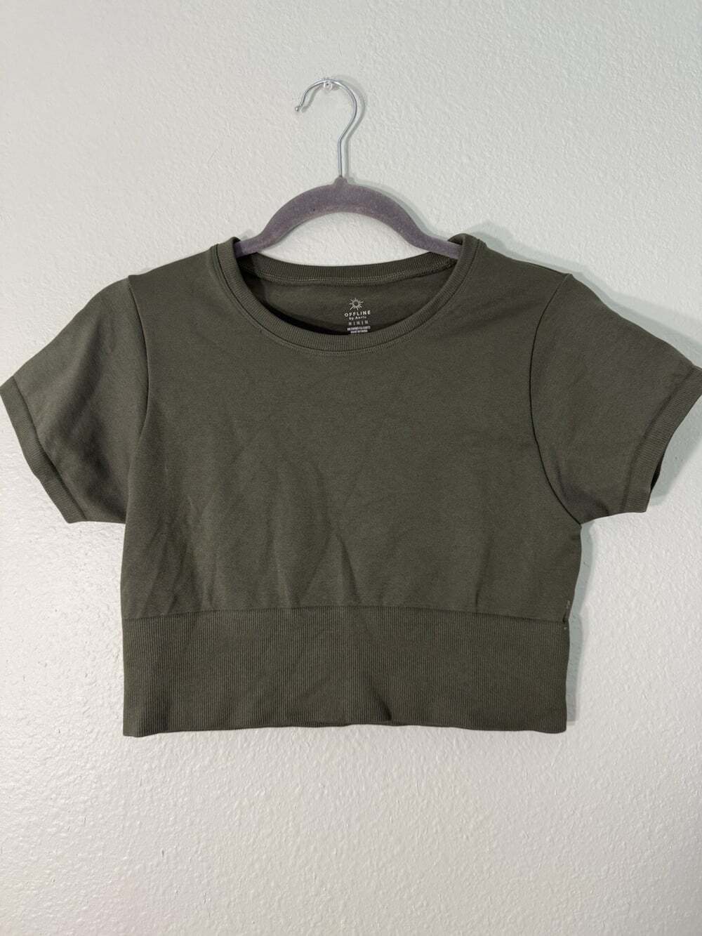 Offline By Aerie Fitted Cropped Tee - Olive Green Size Medium